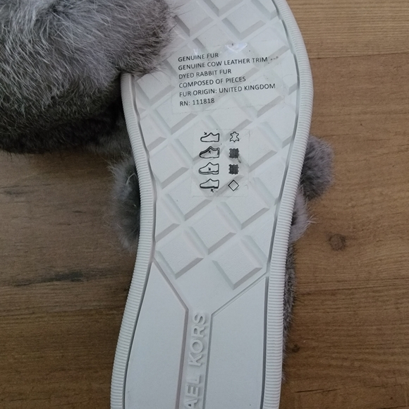 MICHAEL KORS 'NALA' SNOW BOOTS - Picture 10 of 14